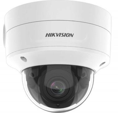 2 MP AcuSense WDR motoros zoom EXIR IP dómkamera; hang I/O; riasztás I/O; integrált RJ45