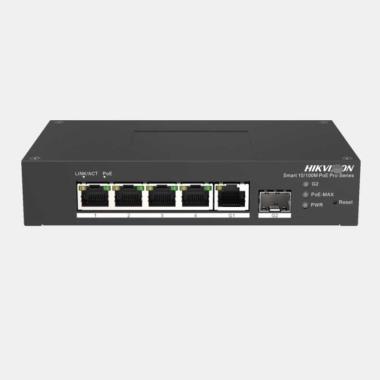 6 portos ipari 10/100 PoE switch (60 W); 4 PoE+ / 1 RJ45 + 1 SFP uplink port; menedzselhető