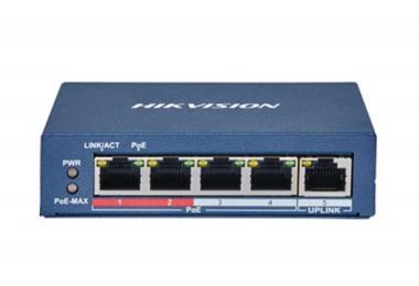 5 portos PoE switch (60 W); 4 PoE + 1 uplink port; nem menedzselhető