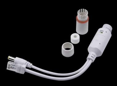 12V PoE splitter, PoE bemenet / 12VDC+10/100 Ethernet kimenet; max. 30W; IP67